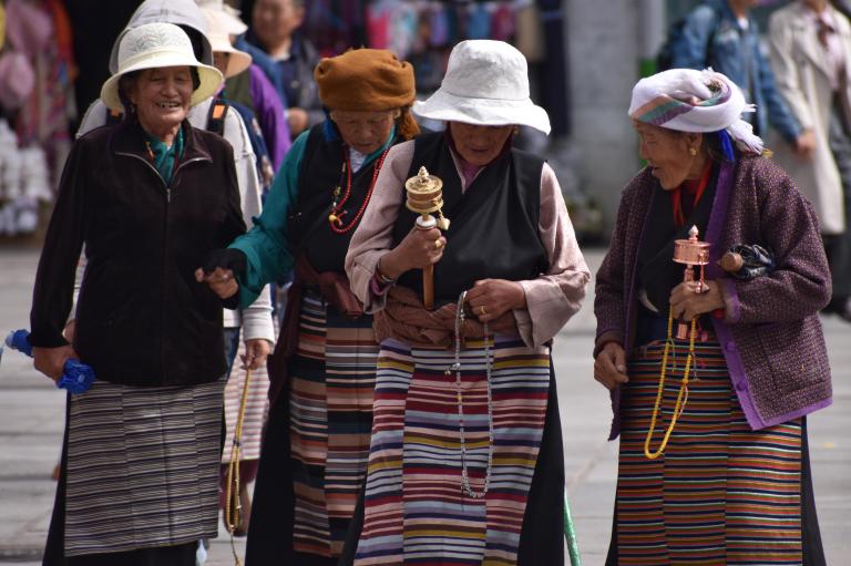 53DC034C-3027-47DE-BF23-829ABC6CE644