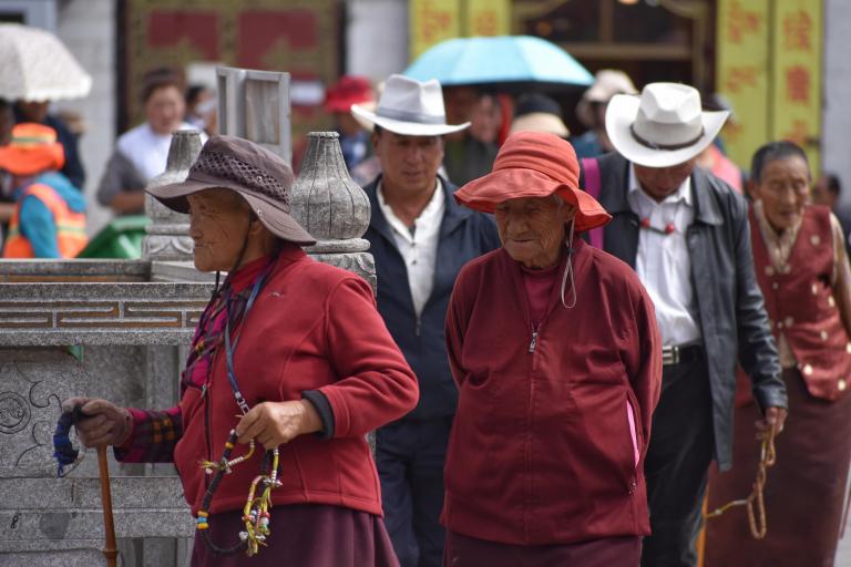 5BCB1409-06CE-4189-9133-CA17B3D15CA8