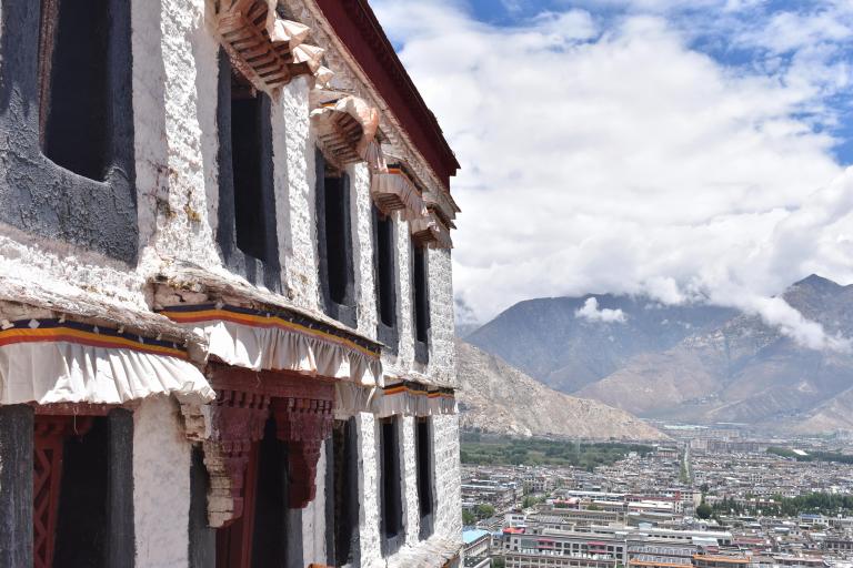 5C411762-7C9D-4103-87EC-64DA133765F0