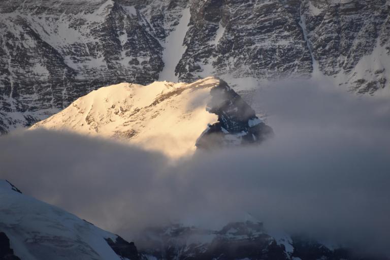 75BF33A1-6EA4-43CE-87AA-A88C7FC87E31