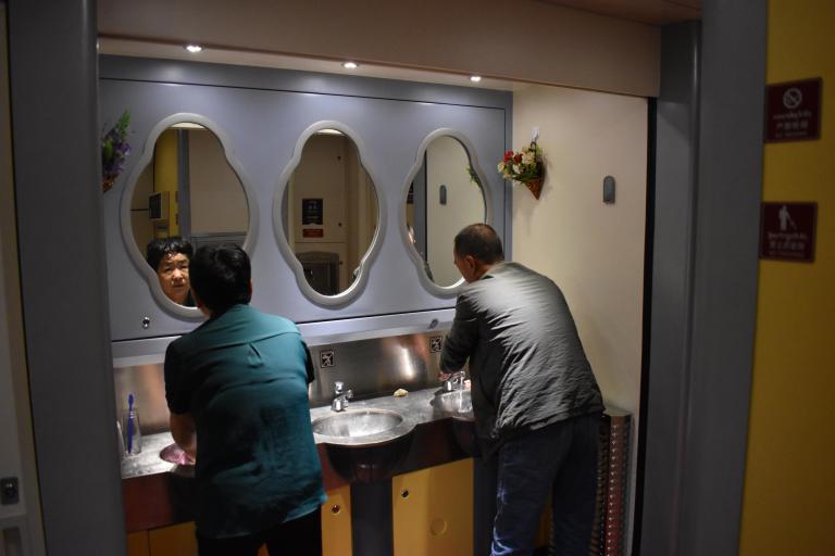 BAD6CEFD-CB5B-4329-A6F9-AA8BD07F75AC