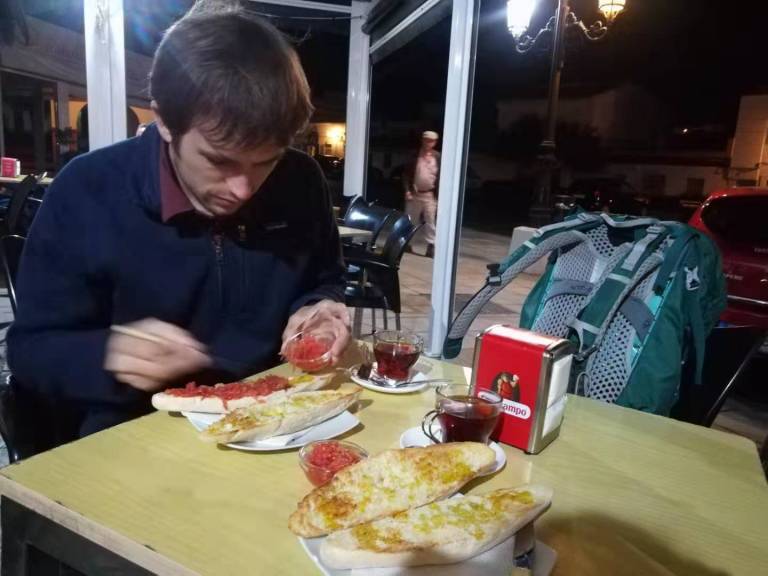 BBA07F1A-3AFE-418C-BF3F-72FD60049C3D