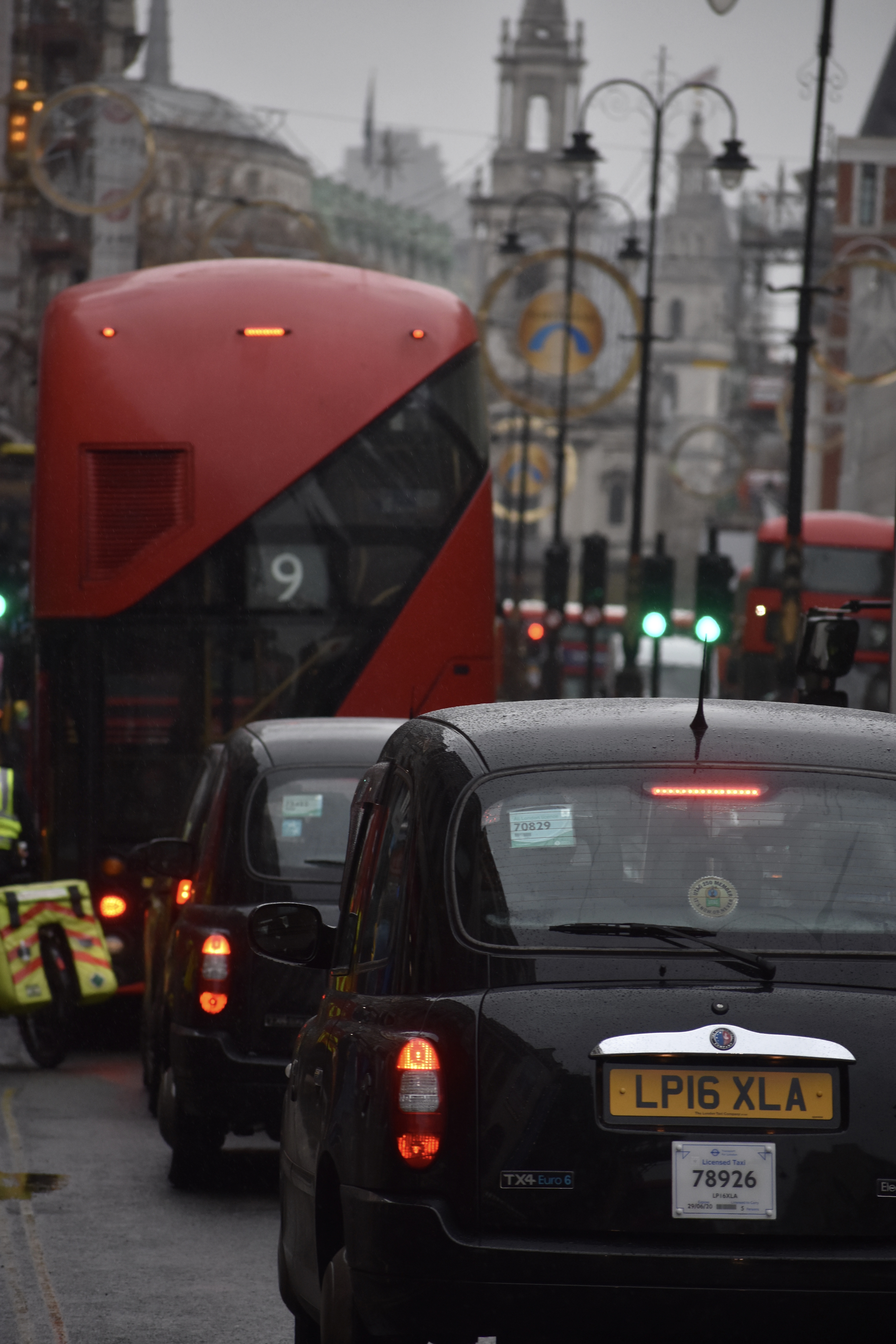 3D8F6400-7623-400A-A4D3-30C4A8DA18FA