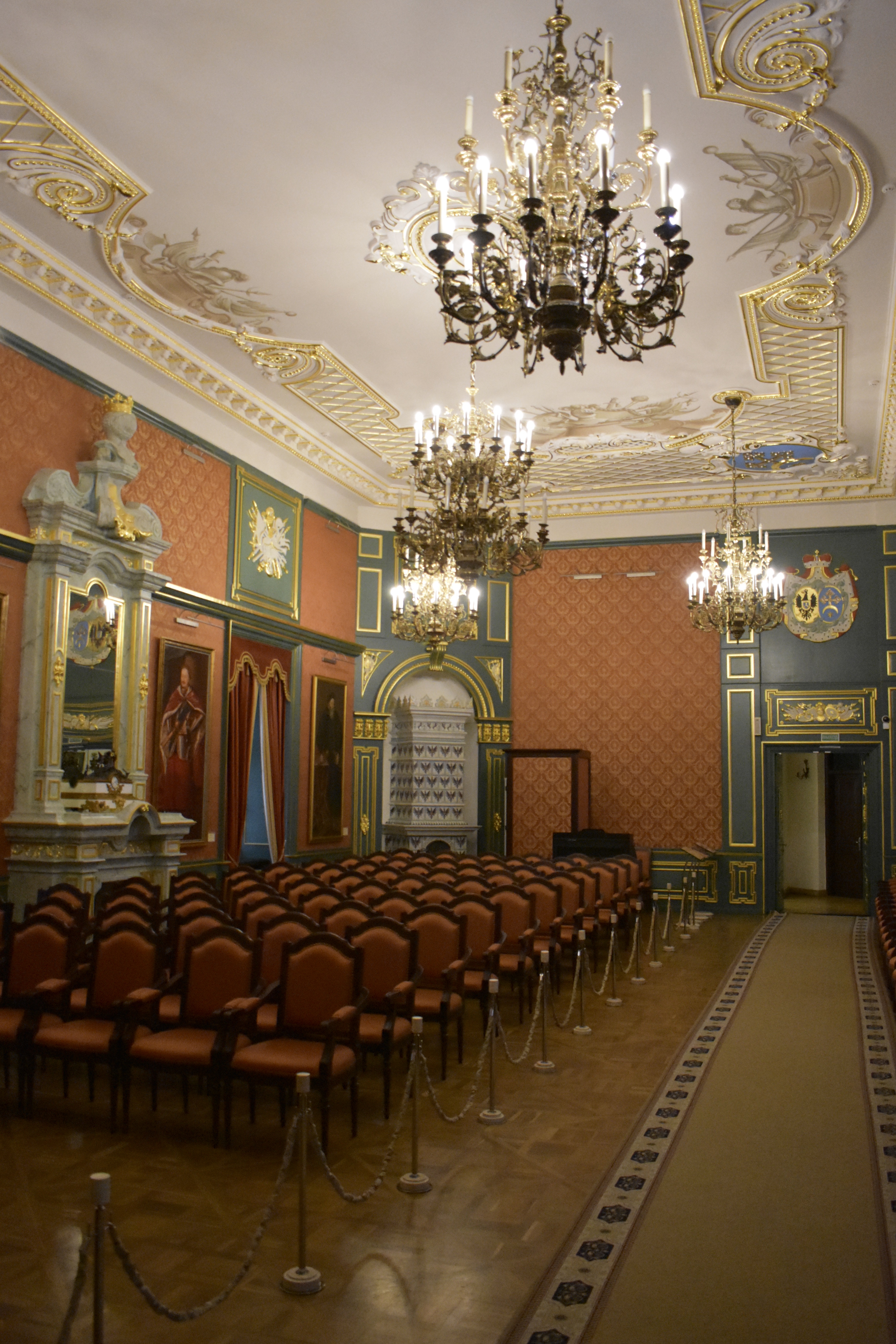 4C63D921-2B5D-41A5-8241-A0F39699BC72