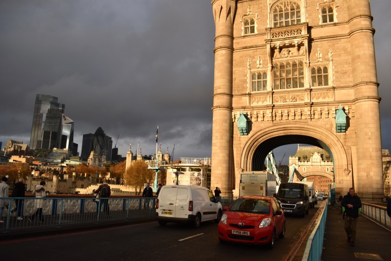 628C09F9-EC34-42C0-B894-74381B84F3E6