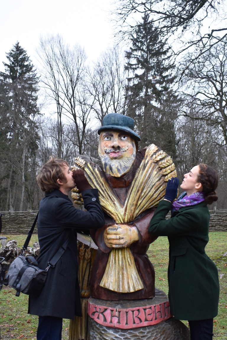 79F09476-F6B7-4F03-B0D8-AE9BFD441CFD