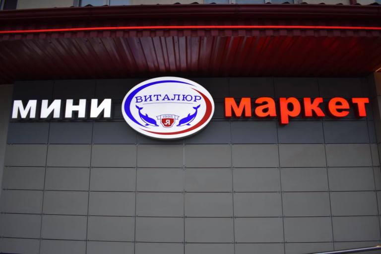 E707B827-77AC-4A9D-9216-C9081F670E42