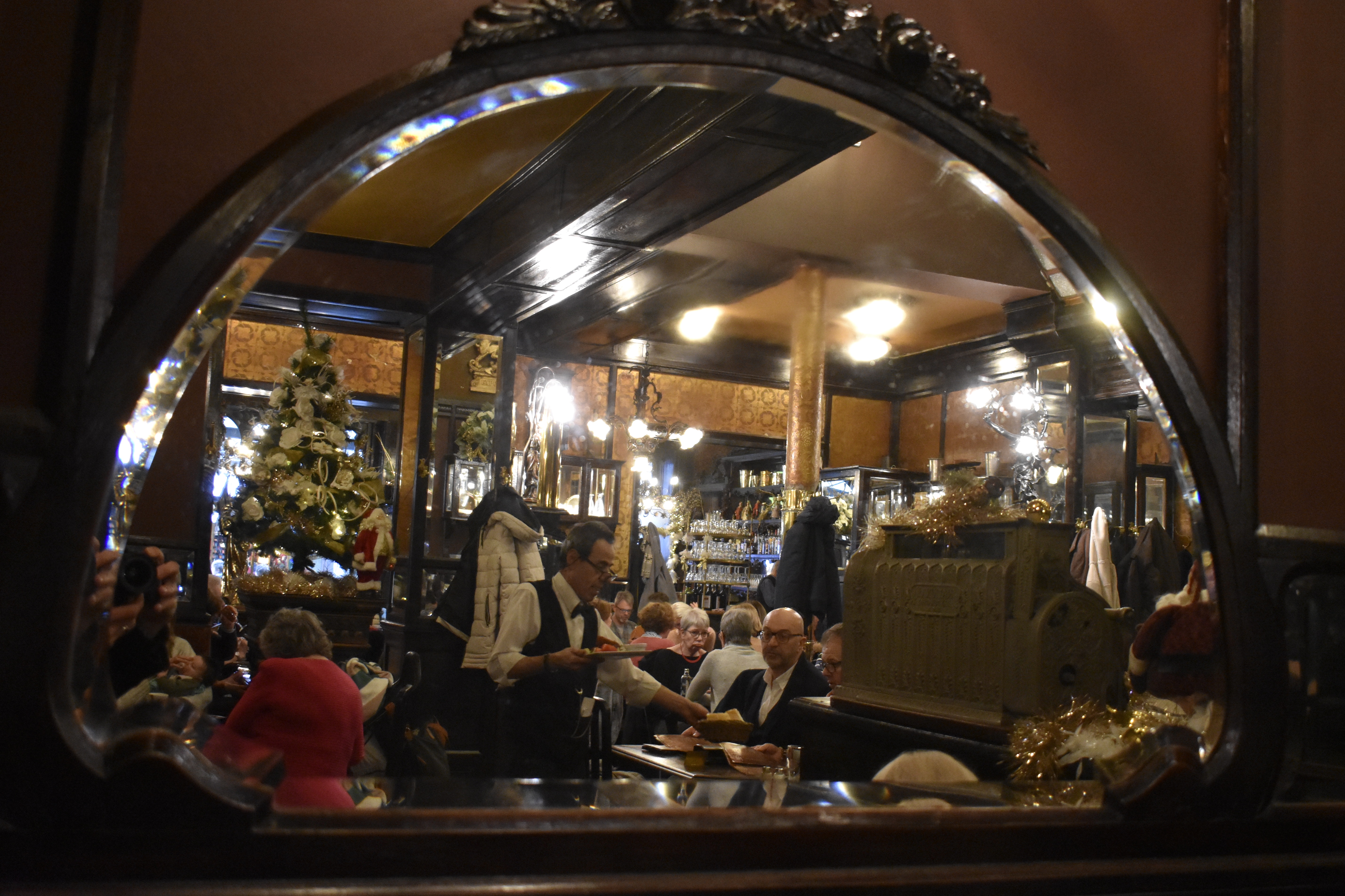 9D2E86E1-9C74-4AB8-8843-0E6C74404B1E